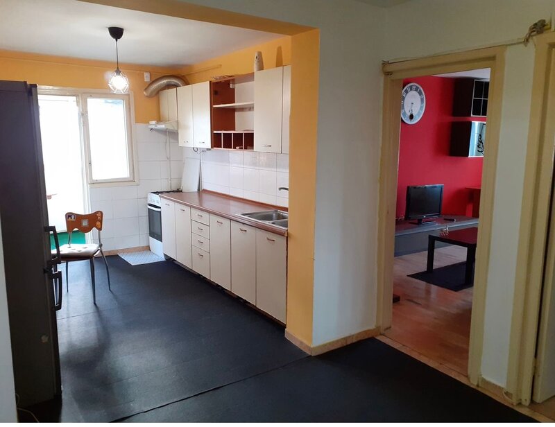 Paul Greceanu vis-a-vis de stadionul Dinamo